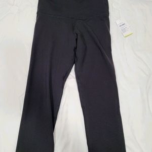 Old navy workout capris